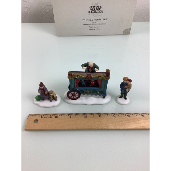 VTG Dept 56 heritage village collection The old Puppeteer 3 figurines Complete - Picture 10 of 11